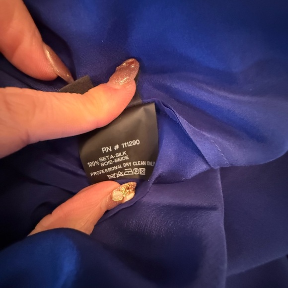 Derek Lam Royal Blue Silk Sleeveless Ruffle Blouse Size 8/Medium MSRP $425 - Picture 10 of 10